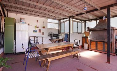 VENTA PH 4 AMB. CON TERRAZA Y COCHERA - AVELLANEDA