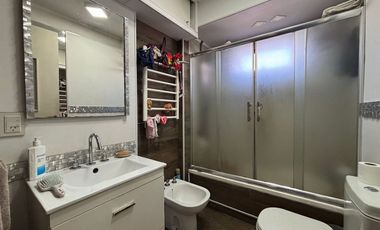 VENTA PH 4 AMB. CON TERRAZA Y COCHERA - AVELLANEDA