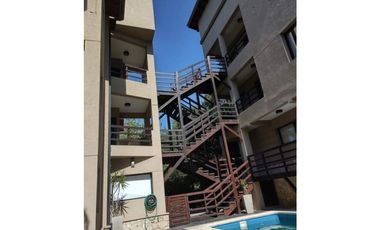 Departamento de 3 ambientes con pileta climatizada