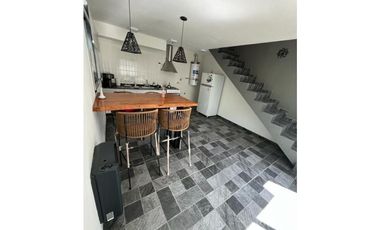 Casa sobre lote multifamiliar- Rivadavia 2146 Pinamar