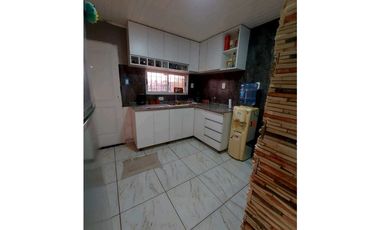SE VENDE HERMOSA CASA EN SAN BENITO.