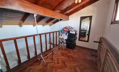 Chalet en PH 3 ambientes con entrada p/ autos - Soler y C. de Dolores