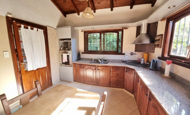 Chalet en PH 3 ambientes con entrada p/ autos - Soler y C. de Dolores