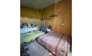casa mas departamento ubicada en Camet Norte