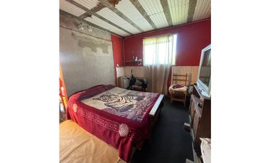 casa mas departamento ubicada en Camet Norte
