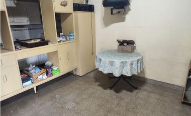 CASA LUJAN CENTRICA CON DPTO APARTE