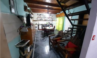 LOCAL AMPLIO CON BAÑO. EXCELENTE VISTA COMERCIAL. CON VIVIENDA