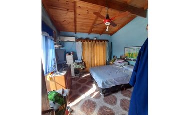 LOCAL AMPLIO CON BAÑO. EXCELENTE VISTA COMERCIAL. CON VIVIENDA