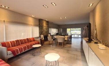 Alquiler Anual Casa 4 amb. Al Rio barrio San Benito Villanueva Tigre