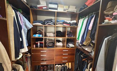 Casa 2 plantas con Patio en Venta - 4 ambientes - San Cristobal