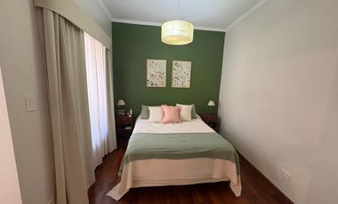 Casa 2 plantas con Patio en Venta - 4 ambientes - San Cristobal