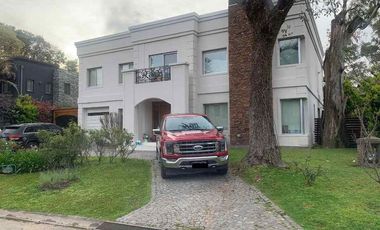 CASA EN VENTA FINCAS DE IRAOLA I