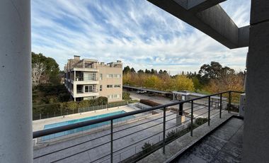 Departamento Condominio tres ambientes a la venta en Haras del sur II