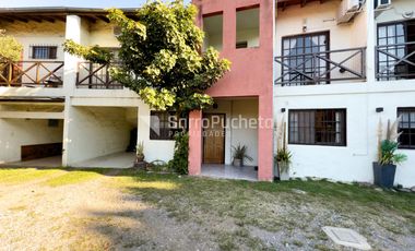 Venta departamento estilo dúplex de 4 ambientes con cochera en Ituzaingo.