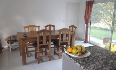 CASA MINIMALISTA EN 2  PLANTAS  VENADO II