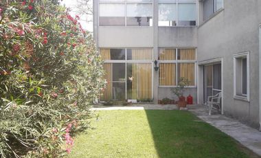 CASA MINIMALISTA EN 2  PLANTAS  VENADO II