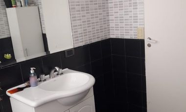 CASA MINIMALISTA EN 2  PLANTAS  VENADO II