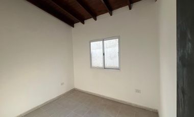 PH en Venta 2 dormitorios, 2 patios Calle 124 e/ 41 y 42