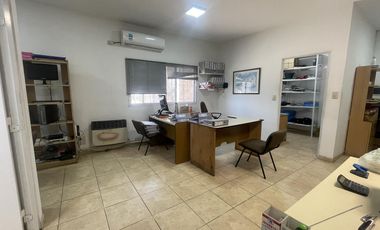 Galpón en Bella Vista