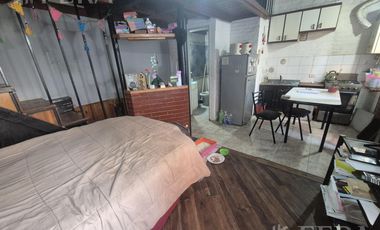 Venta ph 2 ambientes con patio en Sarandí
