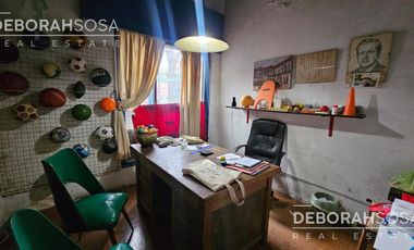 Venta Galpón Depósito en  Munro - Lote 260 m2