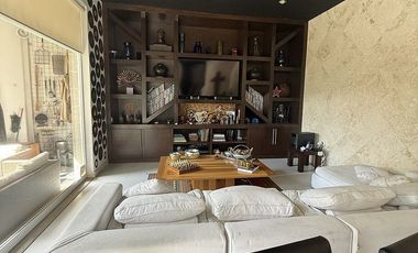 CASA EN VENTA EN LA ESTADÍA