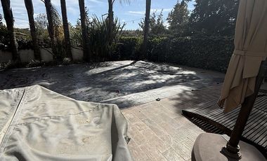 CASA EN VENTA EN LA ESTADÍA