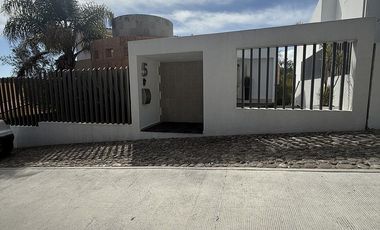 CASA EN VENTA EN LA ESTADÍA