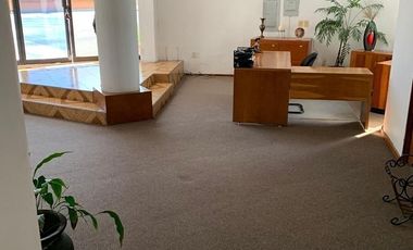 Renta de Oficina en Heliplaza con  inmejorable ubicación con uso de suelo