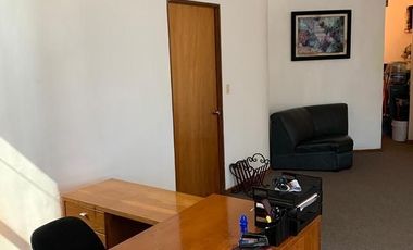 Renta de Oficina en Heliplaza con  inmejorable ubicación con uso de suelo