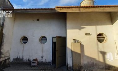 Hermosa Casa 3 Amb con patio amplio, terraza balcon y garaje - Quilmes Centro