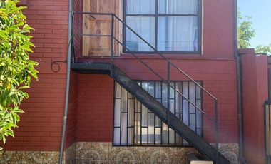 Casa en venta 9D/3B c/ estacionamiento cerca Hospital Regional de Rancagua