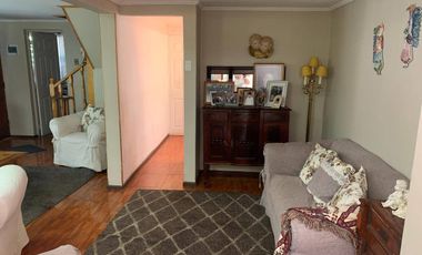 Casa en venta 9D/3B c/ estacionamiento cerca Hospital Regional de Rancagua