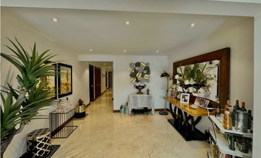 Apartamento con terraza - El Poblado - Medellín