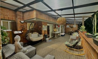 Apartamento con terraza - El Poblado - Medellín