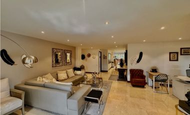 Apartamento con terraza - El Poblado - Medellín