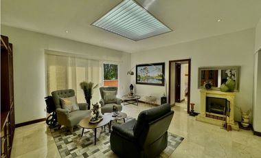 Apartamento con terraza - El Poblado - Medellín