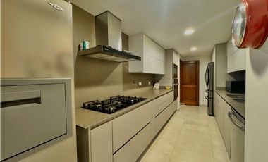 Apartamento con terraza - El Poblado - Medellín