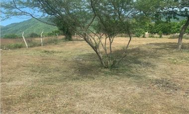 Se vende o permuta lote en vista hermosa santa Marta