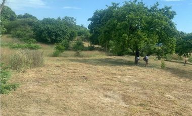 Se vende o permuta lote en vista hermosa santa Marta