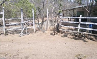 Se vende lote en Santa Marta via alterna zona industrial