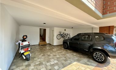 Casa en Urbanización - El Poblado - Medellín