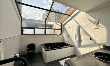 Casa en Urbanización - El Poblado - Medellín