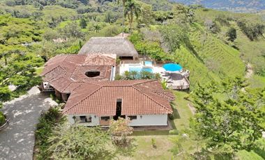 Finca en venta - Venecia Antioquia