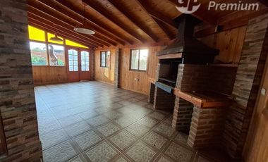 Casa en Arriendo en Isla Negra, Av central