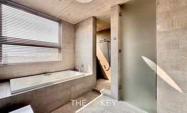 Casa en Venta en Sendero las Lomas - Valle Escondido