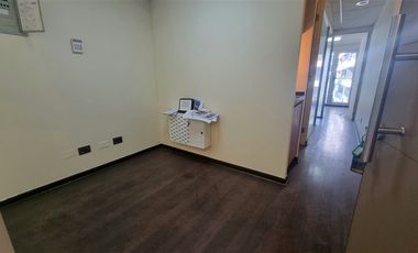 Oficina en Arriendo en Esquina Estoril