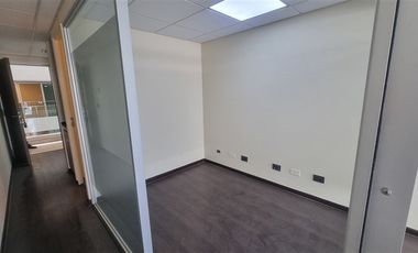 Oficina en Arriendo en Esquina Estoril