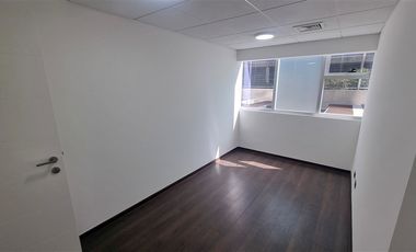 Oficina en Arriendo en Esquina Estoril