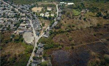 Se vende finca de 100 hectarias para urbanismo o ganaderia galapa